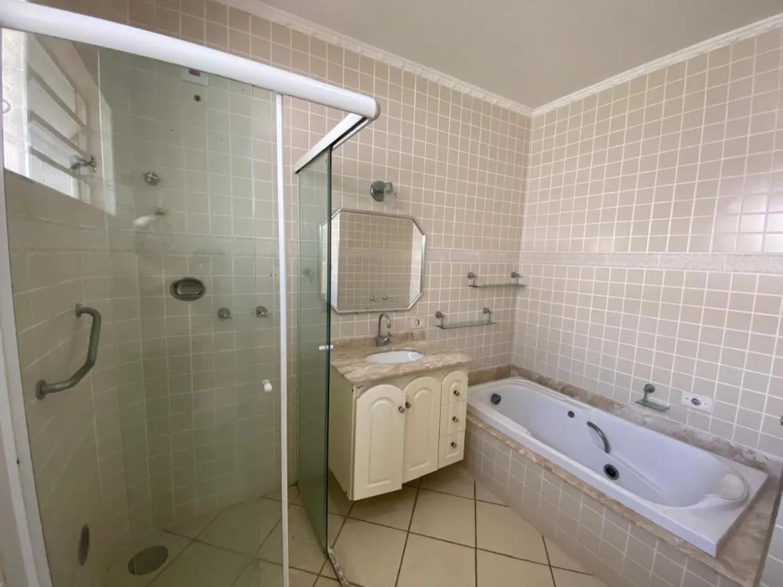 Imagem LINDA CASA A VENDA COM PISCINA FRENTE MAR NA BOCA DA BARRA