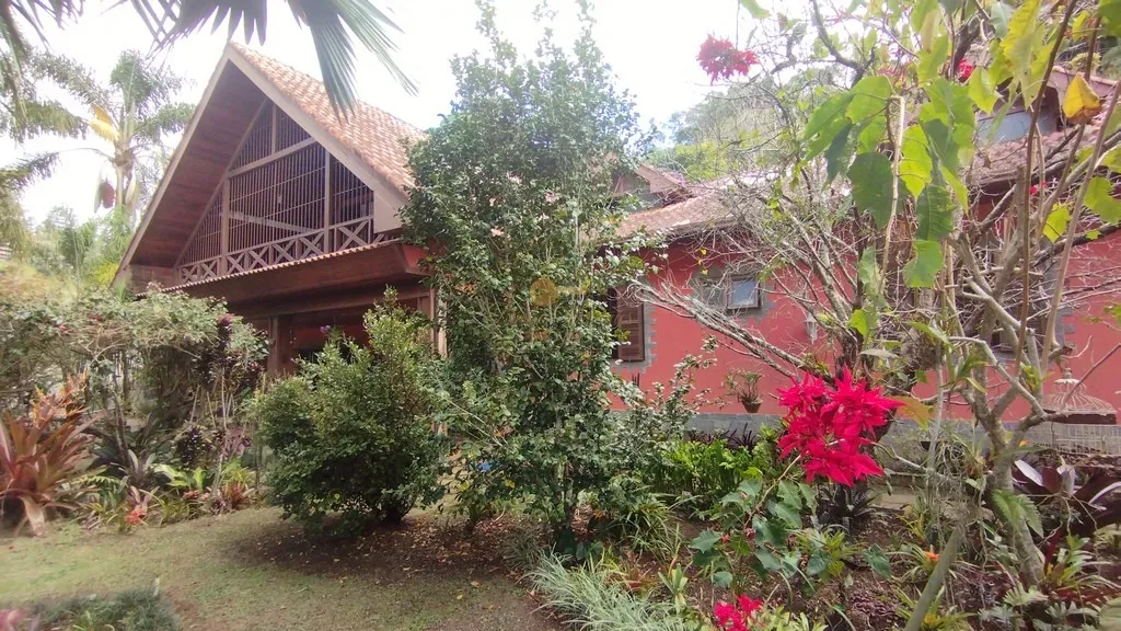 Imagem Casa em Condomínio para Venda em Teresópolis / RJ no bairro Green Valley