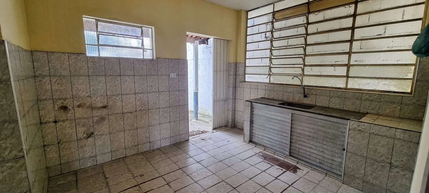Imagem Casa à venda 3 Quartos, 1 Suite, 8 Vagas, 1200M², Moreira César, Pindamonhangaba - SP