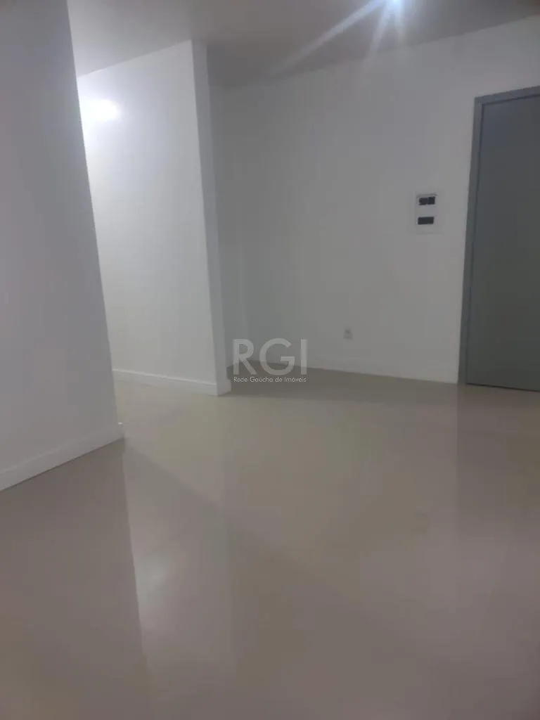Imagem Apartamento - 73.19m², 3 Quartos, sendo 1 suites, Mont Serrat, Porto Alegre/RS