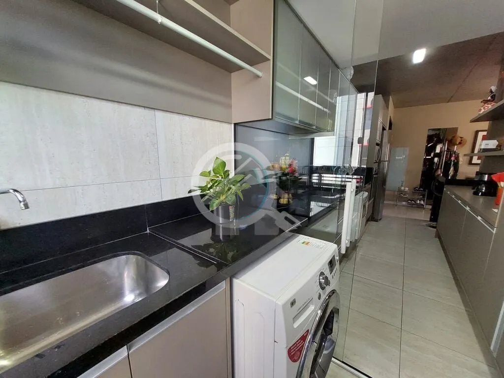 Imagem Que tal morar em um apartamento alto padrão no coração do bairro Petropolis em Porto Alegre? Com ...