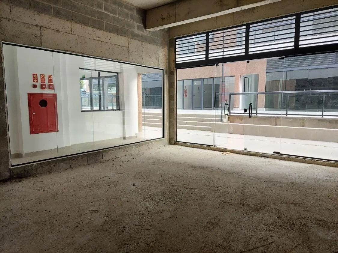 Imagem SALA COMERCIAL NO PORTAL DE VINHEDO - COMERCIAL II - PINHEIRINHO