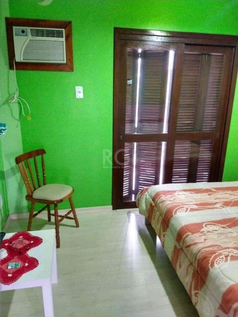 Imagem Casa para Venda - 320m², 4 dormitórios, 2 vagas - Vila Nova