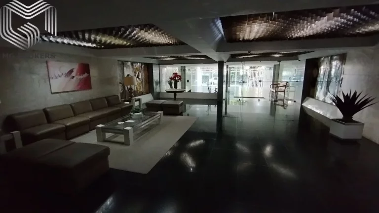 Foto do imóvel Imóvel Exclusivo na Tijuca: Apartamento com 4 Quartos, 2 Suítes, 3 Salas, 4 Vagas de Garagem e 160m² - Rio de Janeiro-RJ