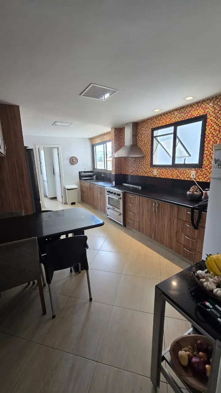 Imagem Apartamento com 3 quartos à venda em Vila Velha