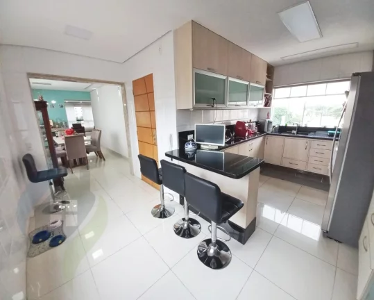 Imagem Apartamento de 3 dormitórios sendo 3 suítes, 4 banheiros, 3 vagas, com 153m² em Rudge Ramos, São Bernardo do Campo