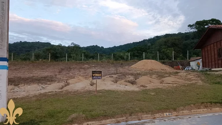 Imagem TERRENO RESIDENCIAL em SÃO JOSÉ - SC, FORQUILHAS