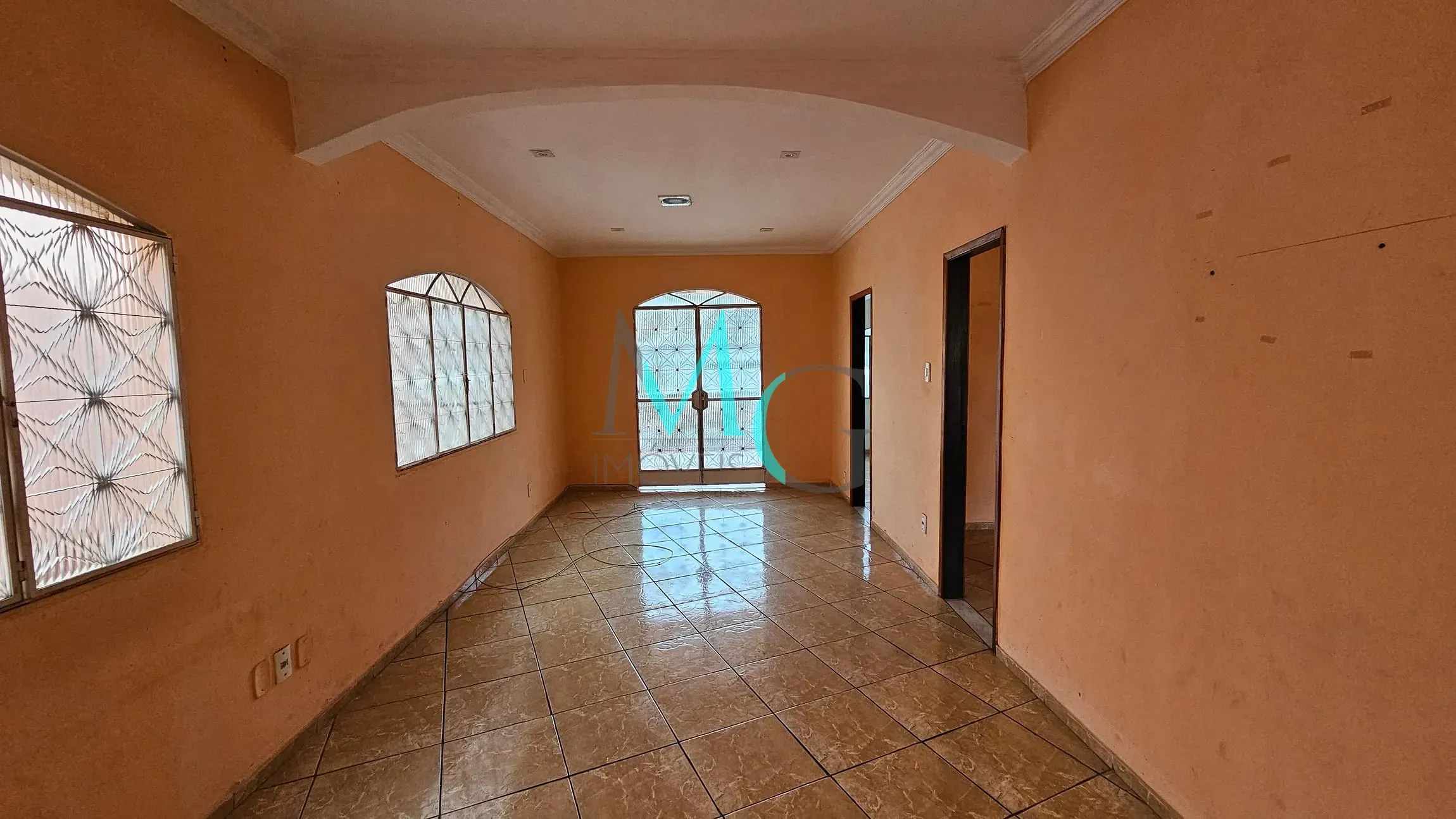 Imagem Sobrado para Locação 2 Quartos, por R$ 1500 + taxas, 80M², Campo Grande, Rio de Janeiro - RJ