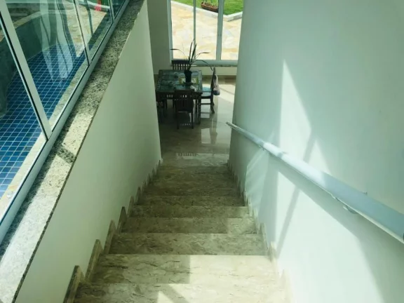 Imagem Linda casa de Alto Padrão no condomínio Ninho Verde I Eco Residence - 400 m² construído, 1350 m² de área total..