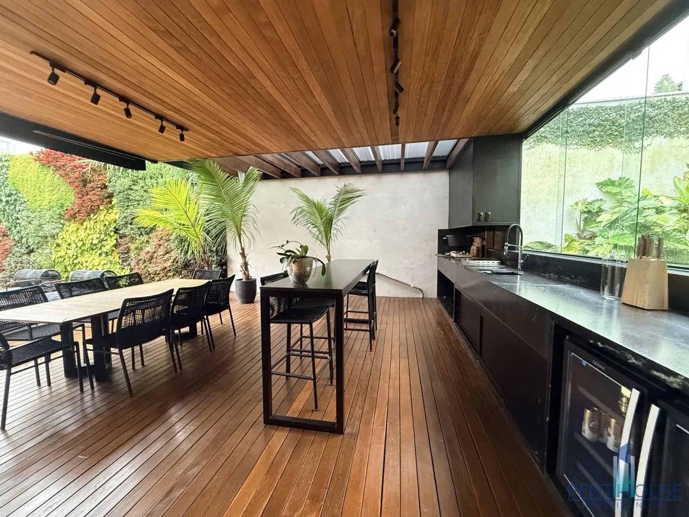Imagem Casa em Condomínio para Venda em Balneário Camboriú, BARRA, 4 dormitórios, 4 suítes, 6 banheiros, 4 vagas