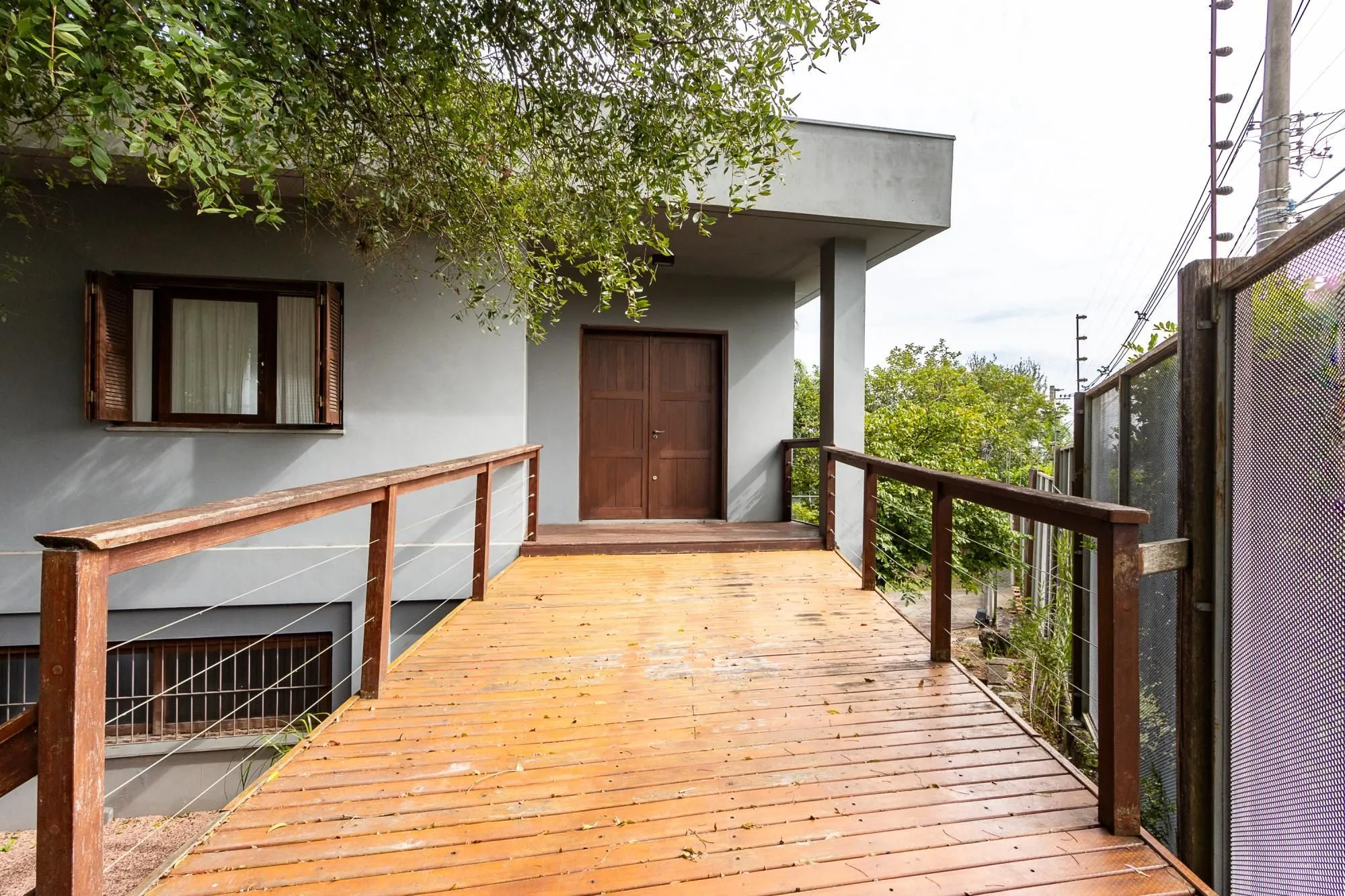 Imagem Casa com 6 quartos à venda bairro Espírito Santo, Porto Alegre.