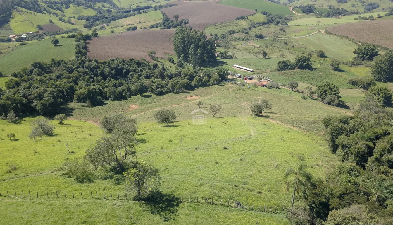 Imagem Sítio 24 m² à venda em Barreiro II, Caldas