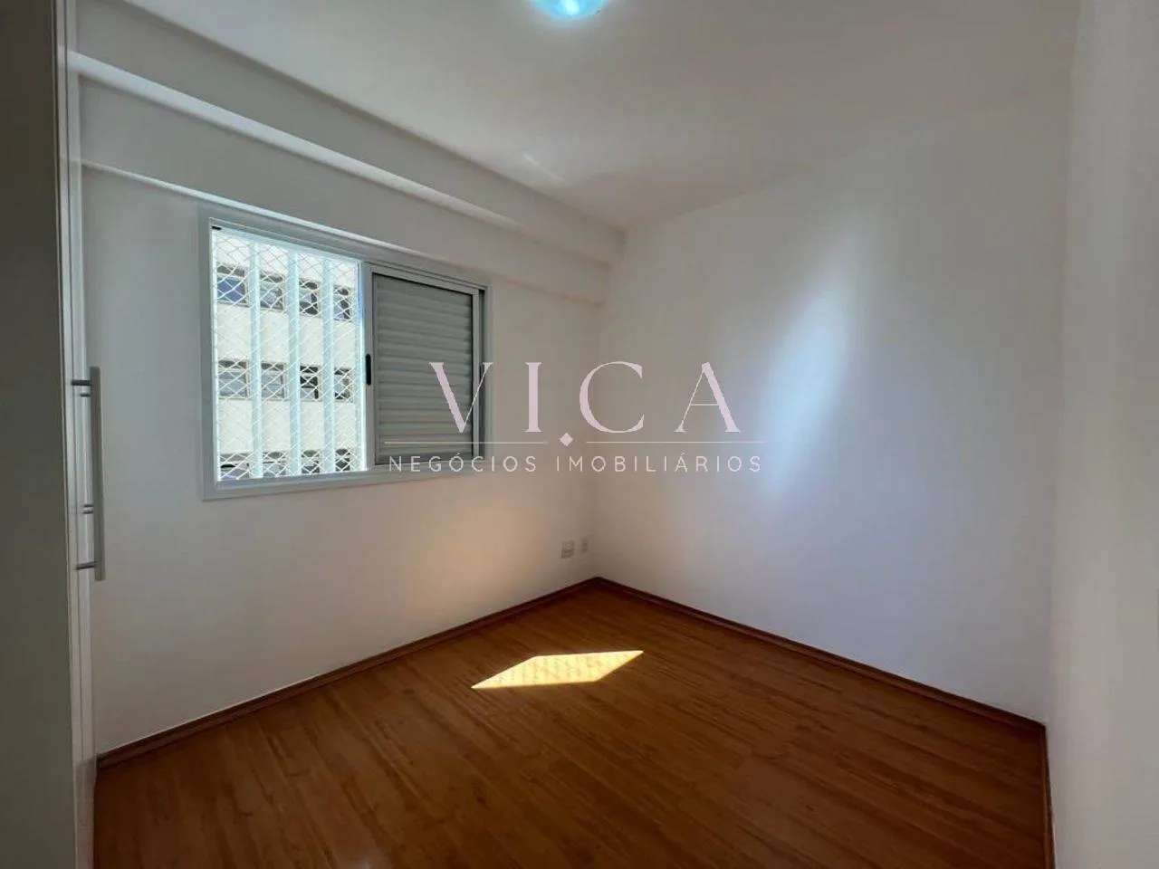 Imagem Apartamento Mobiliado de 2 dormitórios para alugar, 68 m² - Alphaville SP