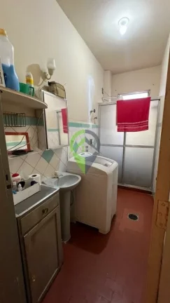 Imagem Apartamento com 2 dormitórios à venda no bairro Vila Mathias em Santos