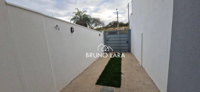 Imagem Casa disponível para venda no bairro Santa Fé - Betim/MG.
