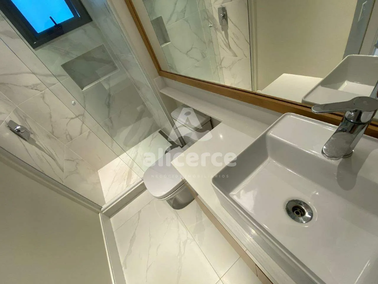 Imagem Apartamento à venda com 3 quartos 3 suítes, 140,23m² em Campeche Florianópolis