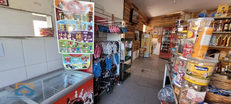 Foto do imóvel Ponto comercial com apartamento a venda no Cidade Nova em Rua Carlos Drummond de Andrade