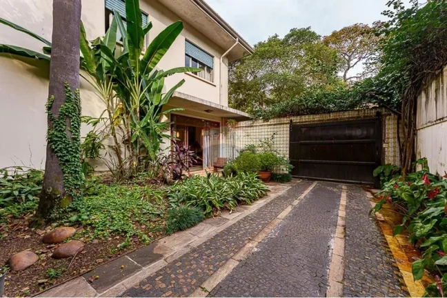 Imagem CASA ICÔNICA NO PACAEMBU – ARQUITETURA E CHARME ATEMPORAL!