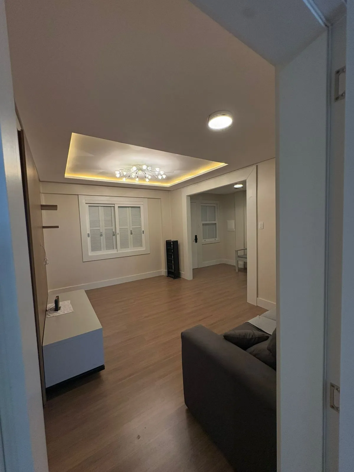 Imagem Apartamento com 02 quartos (01 suíte) no Bairro Cidade Baixa em Porto Alegre