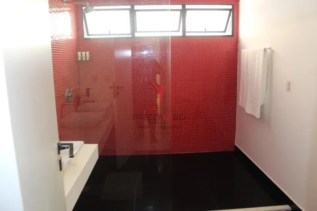 Imagem Magnífica Mansão com total 1359 mts2 em Tibau do Sul. Frente Mar. Com 5 Suites e Piscina