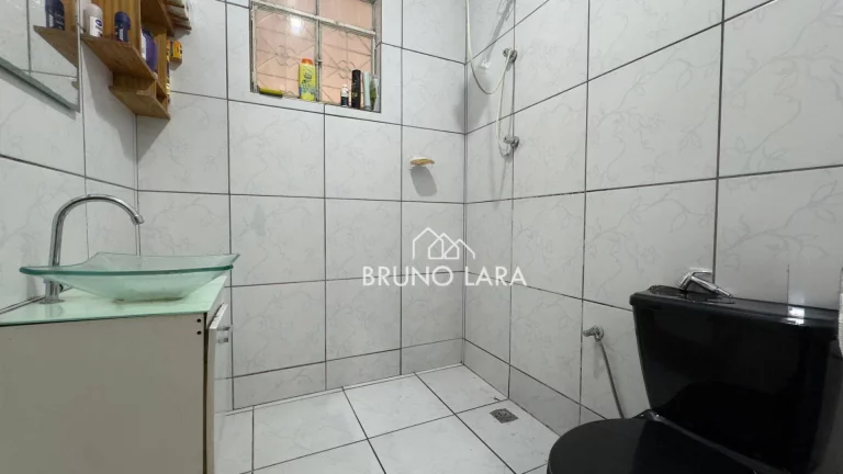 Imagem Casa a venda em Betim MG / bairro Bom Retiro