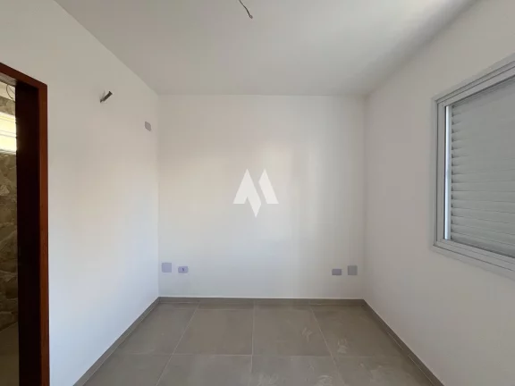 Imagem Casa alta á venda com o melhor valor de m² da região - 2 dormitórios com 2 suítes e garagem - Campo Grande, Santos/SP