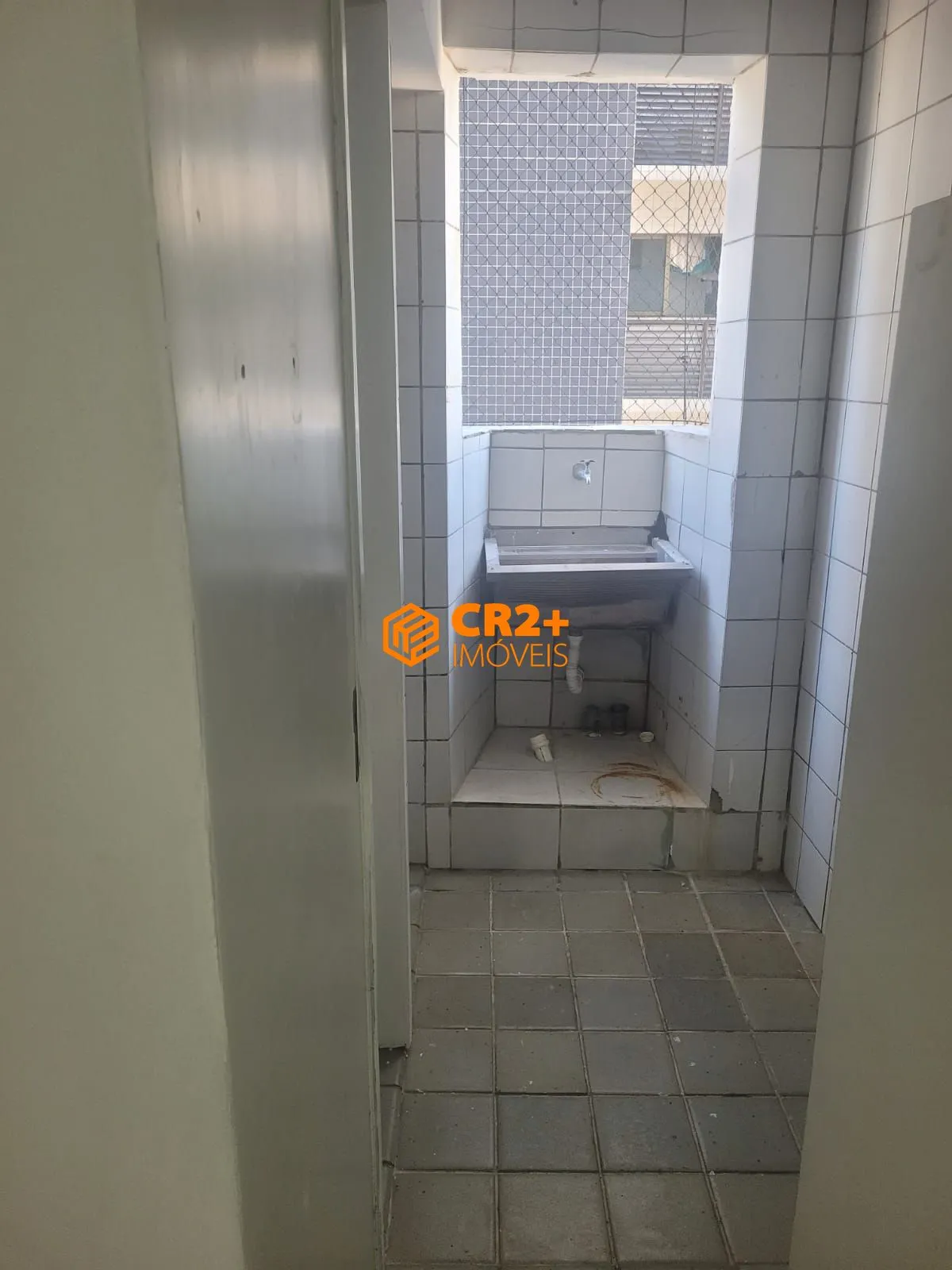 Imagem Vendo apartamento na Avenida Boa Viagem, 03 quartos, 01 suíte, em Boa Viagem- 98