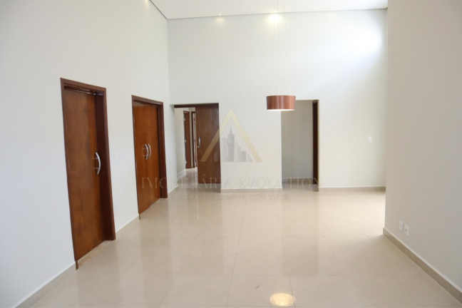 Imagem Casa de Condomínio com 3 Quartos à Venda, 200 m² em Helvétia Polo Country - Indaiatuba