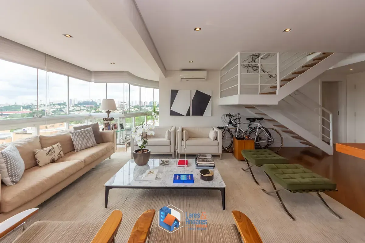 Imagem Cobertura para venda em Jardim Guedala com 3 quartos, sendo 2 suítes, 236m²