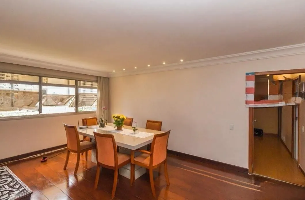 Imagem Apartamento 138m² 3 dormitórios no bairro Petrópolis