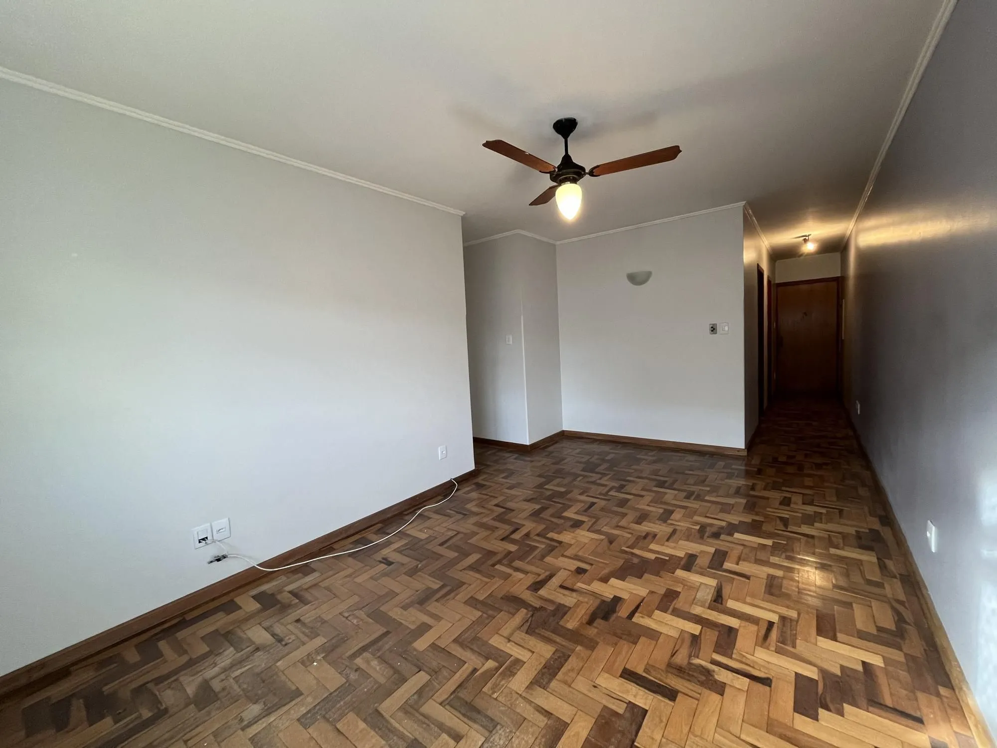 Imagem Apartamento de 2 quartos, opção 3º quarto ou gabinete e 1 vaga de garagem