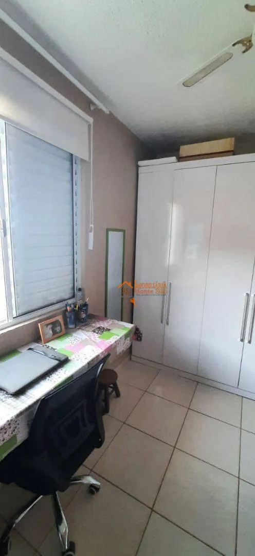 Imagem Casa com 2 dormitórios à venda por R$ 191.000,00 - Vila Carmela I - Guarulhos/SP