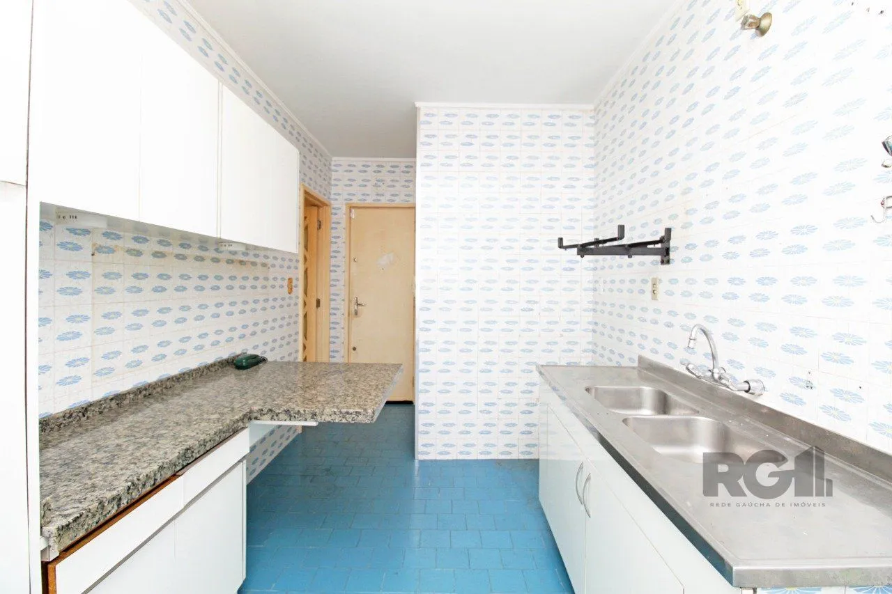 Imagem Venda Apartamento de três dormitórios, 01 vaga de garagem, com elevador