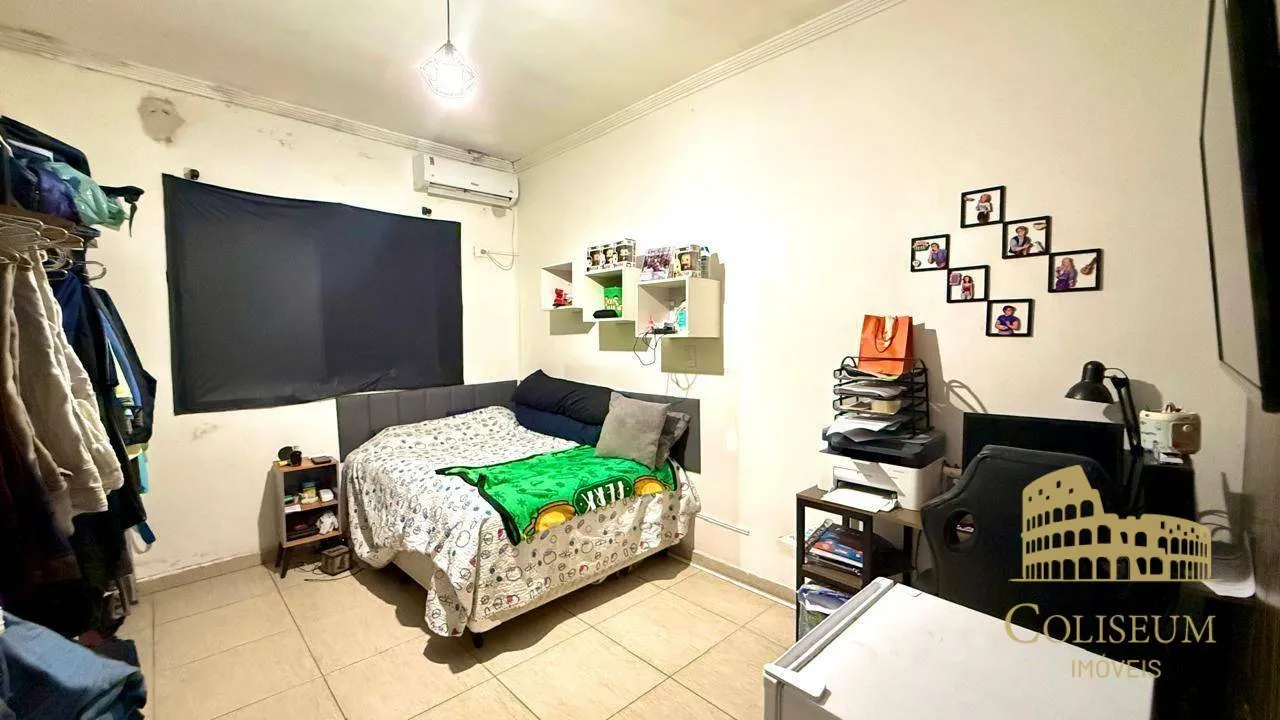 Imagem Casa com 2 dormitórios à venda por R$ 395.000,00 - Vila Assunção - Praia Grande/SP
