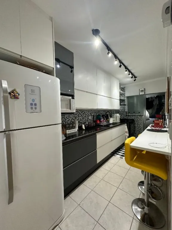 Imagem APARTAMENTO COM 85,00 m² - CANTO DO FORTE - PRAIA GRANDE SP