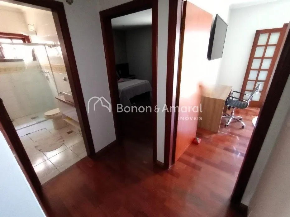 Imagem Casa com 4 Quartos e 6 banheiros à Venda, 288 m² por R$ 1.090.000