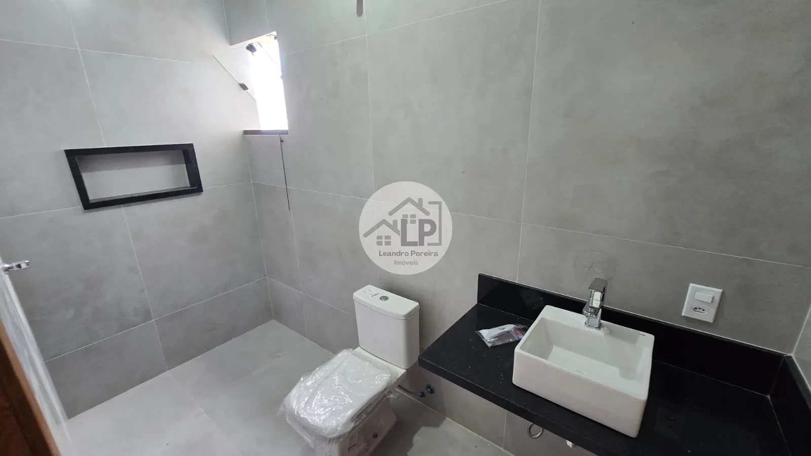 Imagem Casa 180m² - 3 Qts (2 Suítes c/ Closet) - Ipiranga II (Melhor Bairro de Resende)