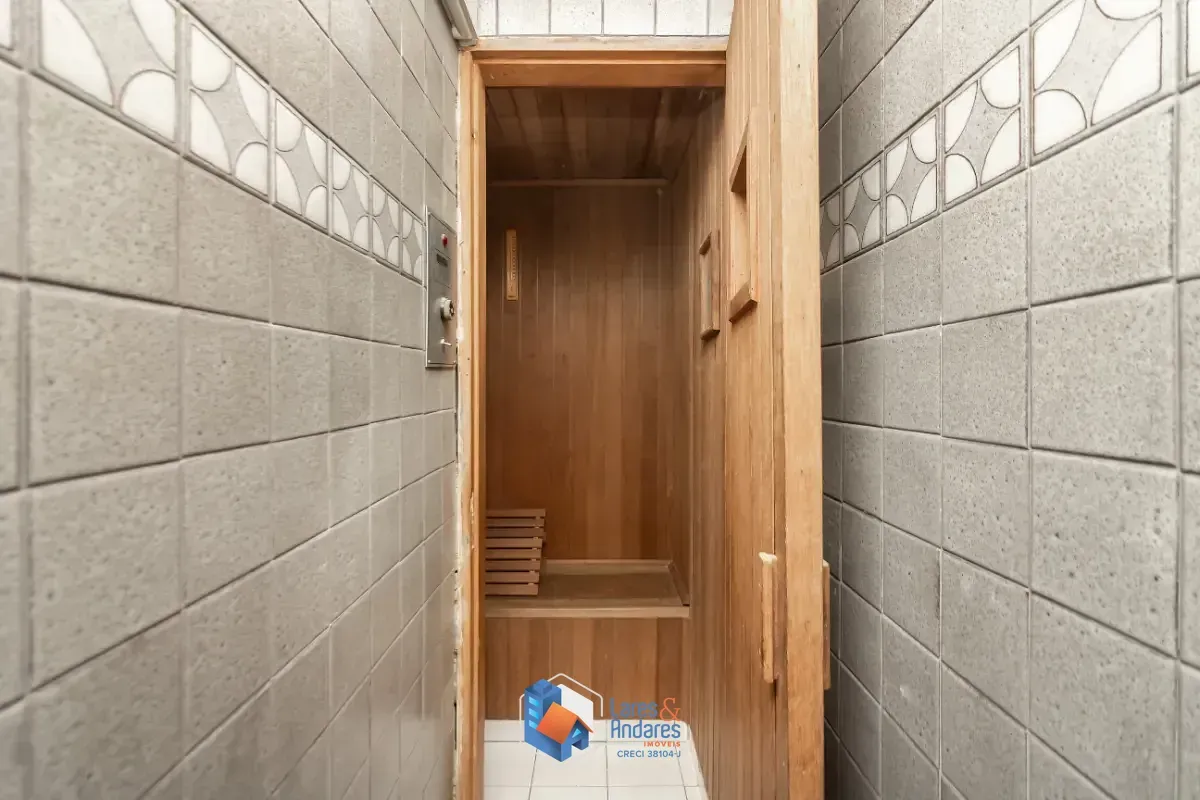 Imagem Sobrado para venda em Jardim Franca com 4 quartos, sendo 4 suítes, 450m²