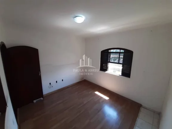 Imagem Linda Casa Principal (+ 2 Casas), 3 Quartos, 3 Banheiros, 2 Salas, Área de Churrasco Grande, 3 Vagas no Jardim Mauá-SP