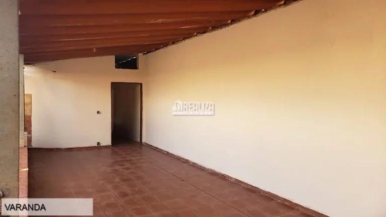 Imagem Casa redonda à venda em Uberaba - 2 dormitórios, churrasqueira na varanda!