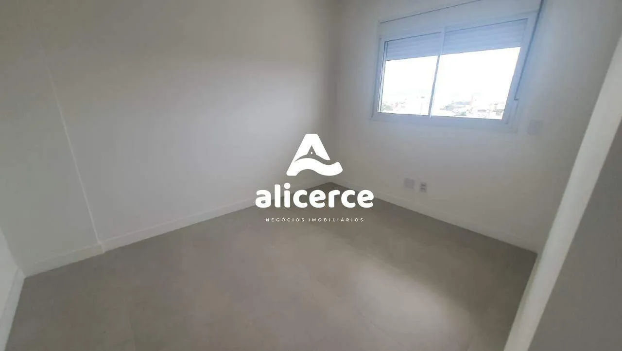 Imagem Apartamento Novo com Terraçao (garden) em Capoeiras - 111,00 m2