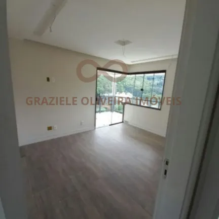 Imagem Casa com 5 Quartos à Venda, 600 m² em Golfe - Teresópolis