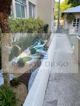 Imagem Apartamento à venda em Camorim, Rio de Janeiro - 2 quartos, 1 sala, 1 banheiro, 1 vaga de garagem, 50m² de área.
