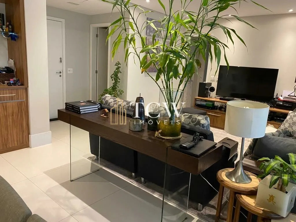 Imagem Apartamento-Padrao-para-Venda-em-Aclimacao-Sao-Paulo-SP