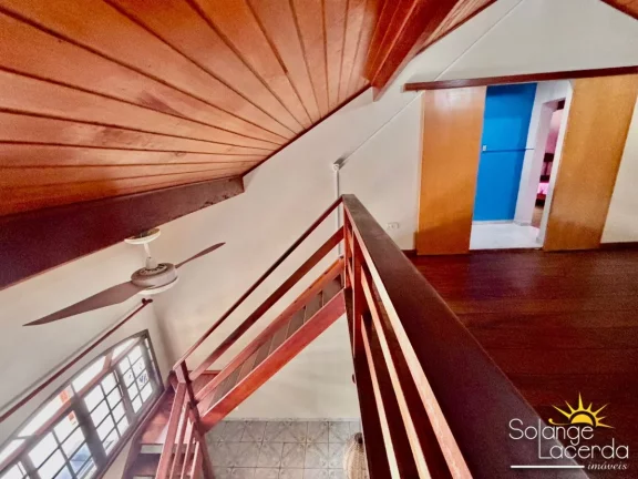 Imagem Bela Casa - Rica em Madeira - 6 Dormitórios - Escritura Definitiva - Residencial ou Comercial - Confira!