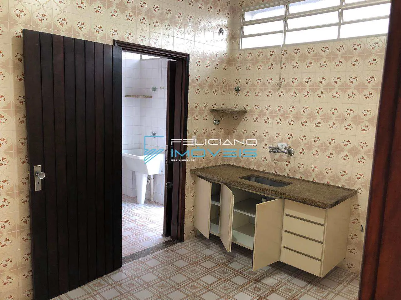 Imagem Casa com 5 quartos, Flórida, Praia Grande - R$ 951 mil, Cod: 5604