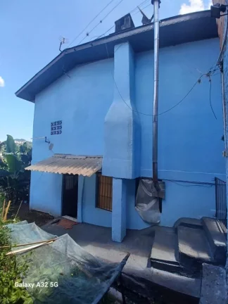 Imagem Casa para Venda em Concórdia, Industriários, 5 dormitórios, 2 banheiros, 1 vaga