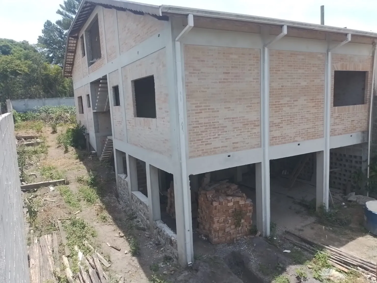 Imagem Casa à venda 3 Quartos, 2 Suites, 4 Vagas, Vitória Vale III, Pindamonhangaba - SP