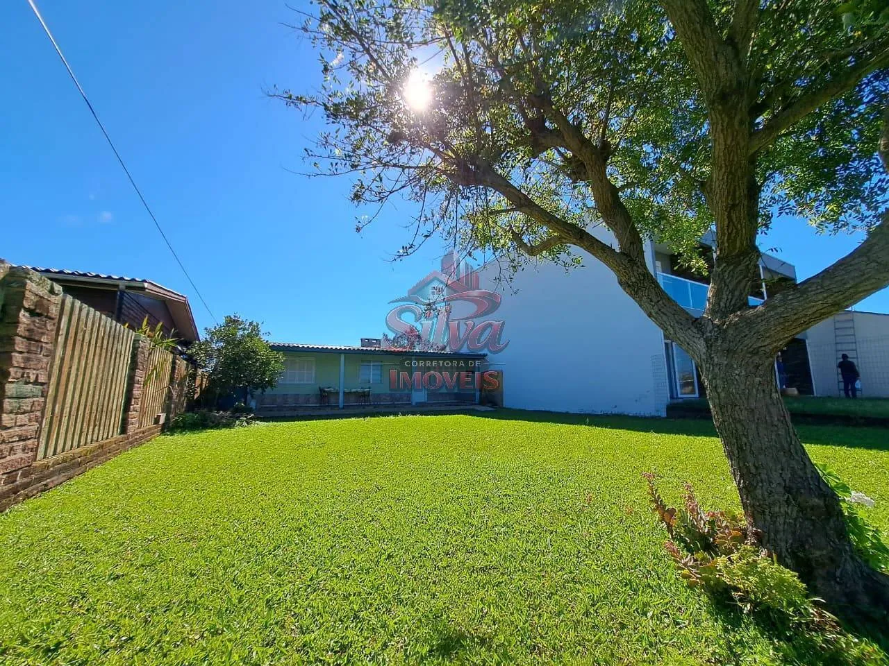 Imagem Casa 2 dormitórios com suíte a 300m do mar no Mariluz