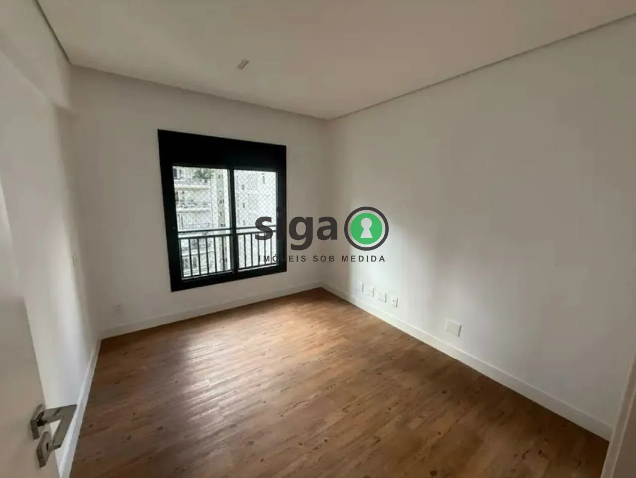 Imagem Apto 226m², nos Jardins, para Venda ou Locação, Semi mobiliado, 3 suites, 4 vgs nunca habitado